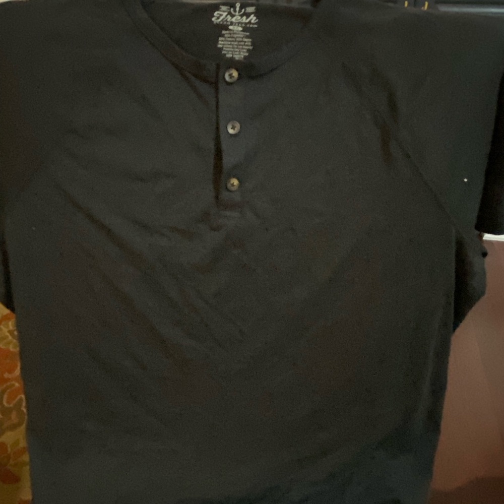 Henley men’s short-sleeved t shirt
